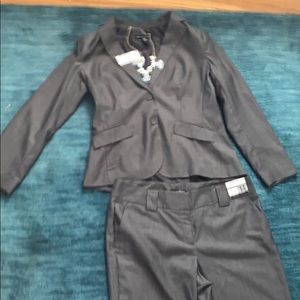 NWT New York & Company  suit